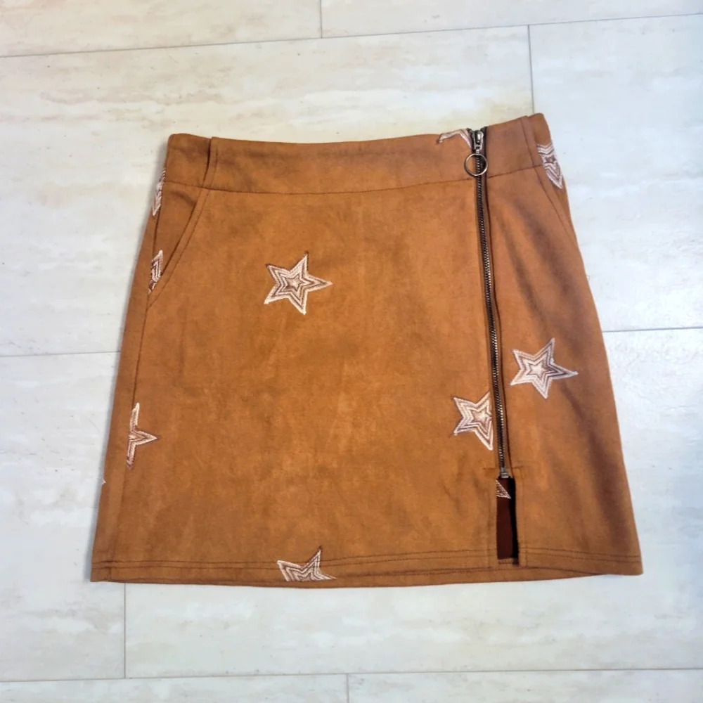 Promise Seeing Stars Embroidered Vegan Suede Mini Skirt, Size S Camel, Whimsical